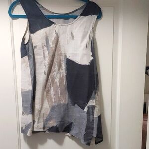 Banana Republic Asymmetrical White and Gray Tank Top